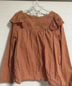 H&M フリルブラウス　サイズ140