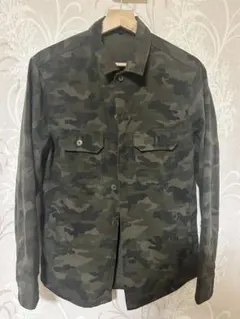 迷彩柄 長袖シャツ ポケット付き