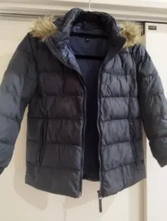 ユニクロキッズダウンジャケット 130　フードファー付き