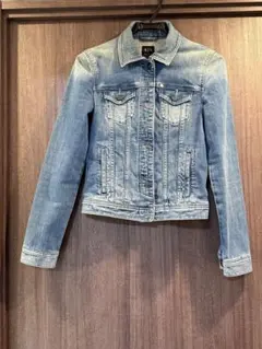 Armani Exchange ライトブルーデニムジャケット