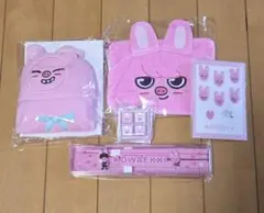 StrayKids オンラインくじ トエッキ チャンビン セット - メルカリ