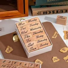 スタンプセット　木製　曜日　英字　筆記体　はんこ　アンティーク　【1274】