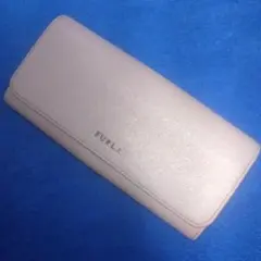 FURLA ピンク レザー 長財布