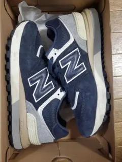 Item thumbnail for item e86ef263-36af-4817-bc85-58955563ab0f