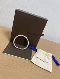 Item thumbnail for item a8e7fe0e-eadf-4b51-845d-f9b7c6008491