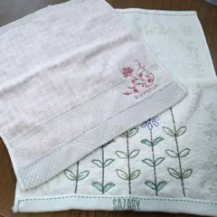 SAZABY　GIVENCHY 花柄刺繍タオルハンカチ2枚セット