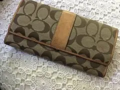 コーチ　長財布　ハワイ購入　本物保証のサムネイル