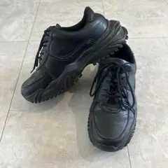ブラックレザー スニーカー