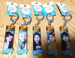 TWICE 　グッズ　アクリルキーホルダー　5点