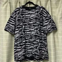PLEASURES 有刺鉄線　BARB WIRE TEE Tシャツ　Lのサムネイル
