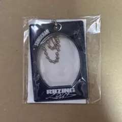 Item thumbnail for item f2e4cbf2-d86e-496d-952a-bf281a1f7813