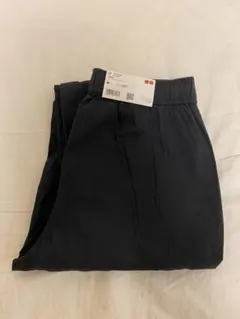 ユニクロ　コットンリラックスアンクルパンツ　黒　M