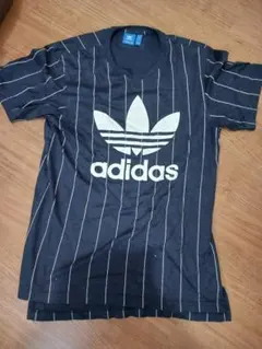 adidas ネイビー ストライプ Tシャツ Jサイズ