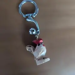 木彫り 鶏 キーホルダー 鈴付き