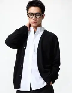 美品ユニクロ uniqlo エクストラファインメリノVネックカーディガン