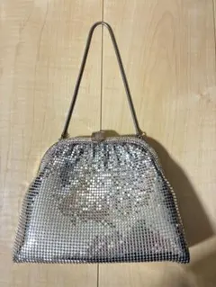 Item thumbnail for item 5c57a84b-0f9a-4c65-9409-d9e6bbab66fb