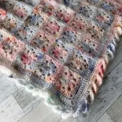 モチーフ編みブランケット　ひざ掛け　横長　手編み　かぎ針編み