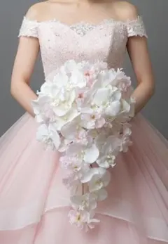 桜と胡蝶蘭のキャスケードブーケ　ブートニア付き　アーティフィシャルフラワー　造花