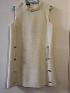 SaturdayClubアイボリー ノースリーブ Aライン ワンピース