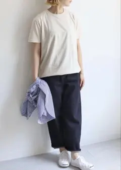 YAECA ヤエカストック　コットン　丸胴半袖Tシャツ　キナリ　メンズサイズのサムネイル