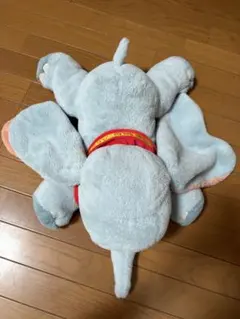ディズニー　ダンボ ぬいぐるみ 水色