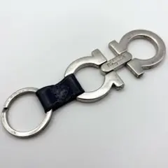 Salvatore Ferragamo ガンチーニ キーリング ネイビー