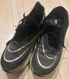 Nike ZoomX STREAKFLYランニングシューズ ブラック/ゴールド