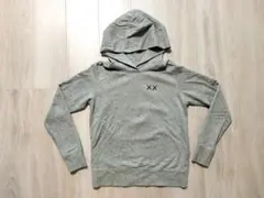 【KAWS UT SESAME】　カウズ セサミストリート ユニク パーカー S