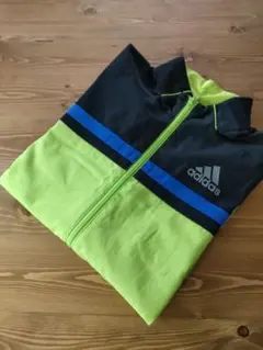 アディダス　ジャージ上