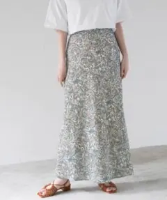 【LOWRYS FARM】ローリーズファーム　ペイズリー柄フレアロングスカート