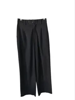 ユニクロ　タックワイドパンツ Sサイズ