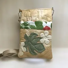 ハワイアンキルトスマホポシェット