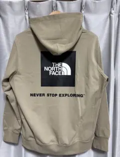 ノースフェイス　バックスクエアロゴフーディ NT12034 ツイルベージュ　WB