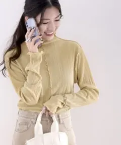 classicalelf 上品な光沢感。2wayメロープリーツハイネックトップス