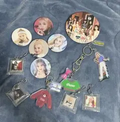 Kep1er イェソ　グッズ　キーホルダー　バッジ