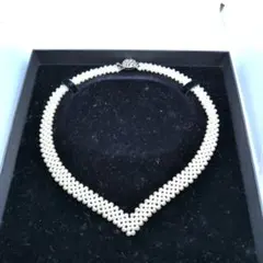 パールネックレス V字型 装飾クラスプ