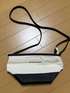 CONVERSE ショルダーバッグ キャンバス×フェイクレザーのサムネイル