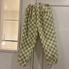 緑と白のチェック柄コーデュロイ長ズボン