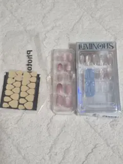 KISS NEW YORK LUMINOUS ネイルチップのサムネイル