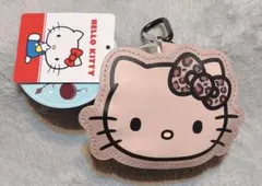 ハローキティ　ヒョウ柄　コインケース　小物入れ