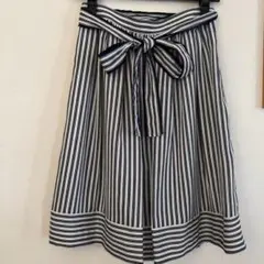 any sis フレアスカート ネイビーとホワイト