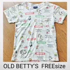 OLD BETTY'S　スヌーピー総柄Tシャツのサムネイル