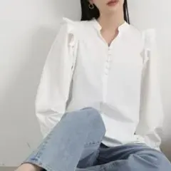 フリルショルダースキッパーブラウス　N.Natural Beauty Basic