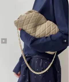 【AULENTTI/オウレンティ】2WayキルティングクラッチBagのサムネイル