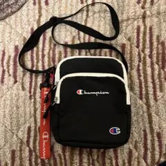 Champion ブラック ショルダーバッグ