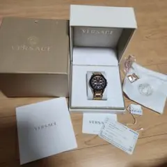 ヴェルサーチ VERSACE クロノグラフ デイト メデューサ 腕時計のサムネイル