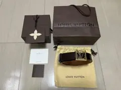 LOUIS VUITTON ルイヴィトン ベルト LVバックル ヴェルニ