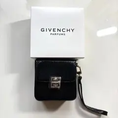 GIVENCHY ポーチのサムネイル