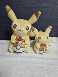 【24時間以内発送】30周年記念 ピカチュウ マスコット&ぬいぐるみ セット