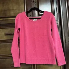 as know asピンク 長袖セーター